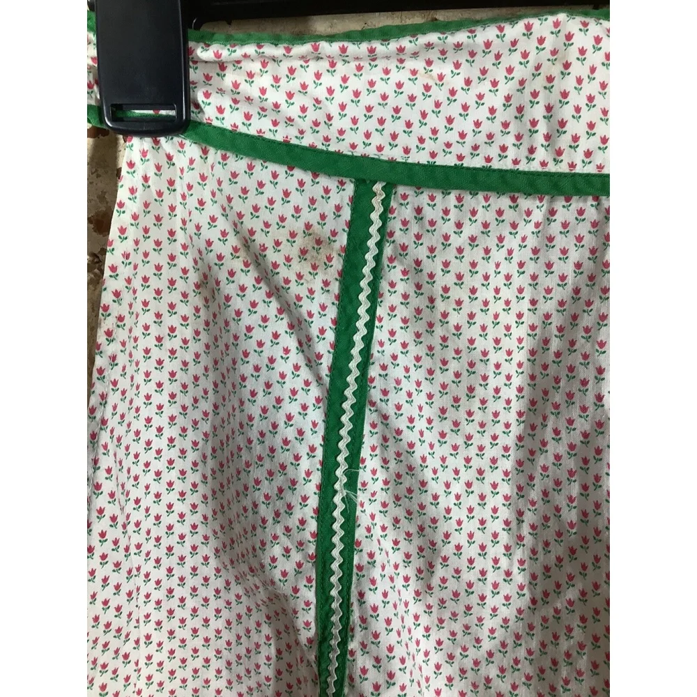 Handmade Vintage Ladies Kitchen Apron